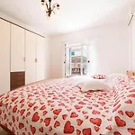 Appartement With Parking Space - 21743