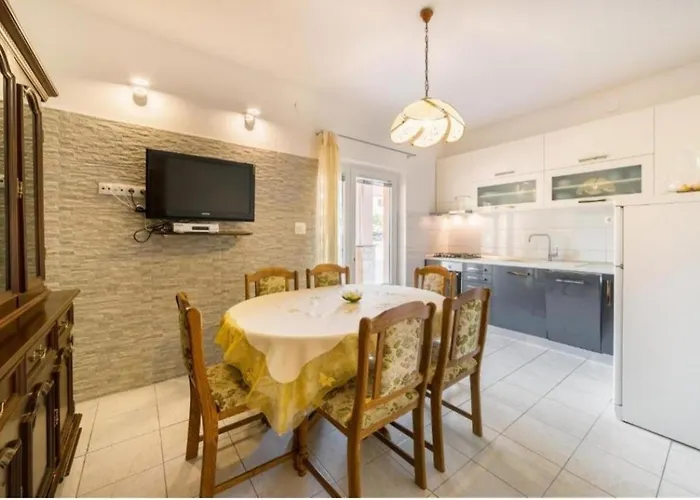 アパート With Parking Space - 21743 *